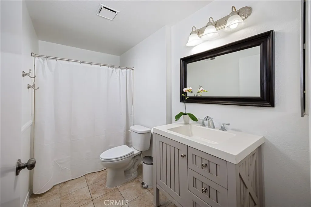 19801 Meadow Ridge Dr 3, Trabuco Canyon, California 92679 home-pic-15