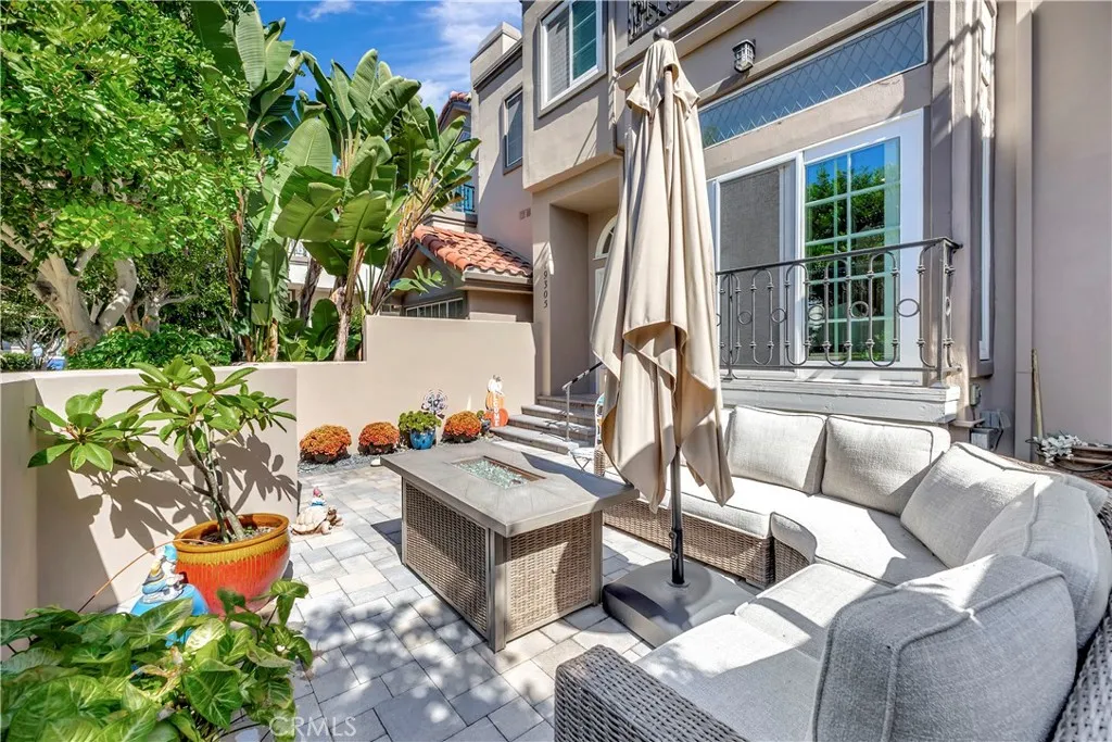 19305 Champion Lane, Huntington Beach, California 92648 home-pic-4
