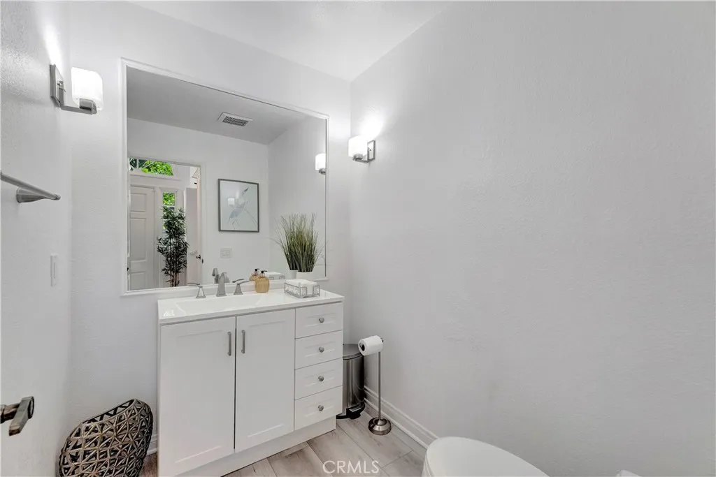 19305 Champion Lane, Huntington Beach, California 92648 home-pic-6