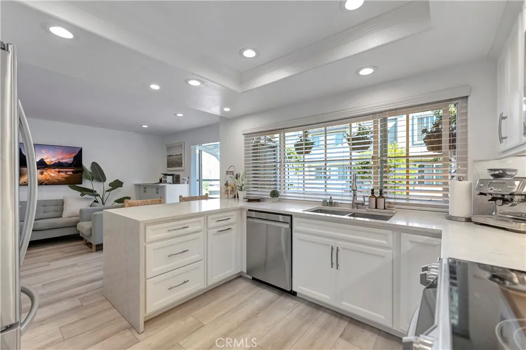 19305 Champion Lane, Huntington Beach, California 92648 home-pic-25