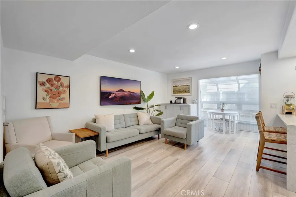 19305 Champion Lane, Huntington Beach, California 92648 home-pic-16
