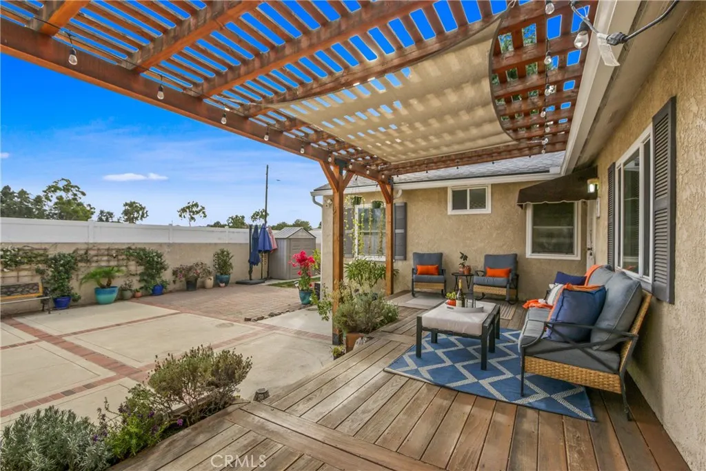 2400 Quincy, Long Beach, California 90815 home-pic-20