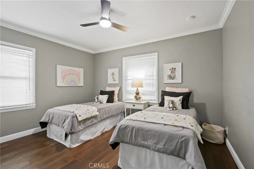 2400 Quincy, Long Beach, California 90815 home-pic-16