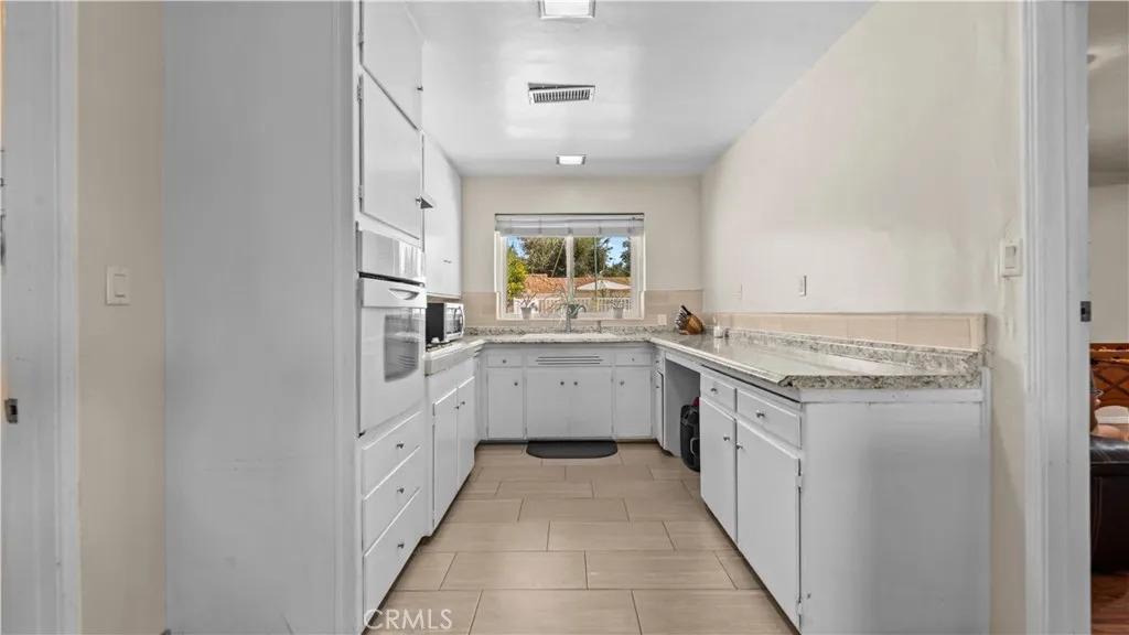 3535 El Camino, San Bernardino, California 92404 home-pic-10