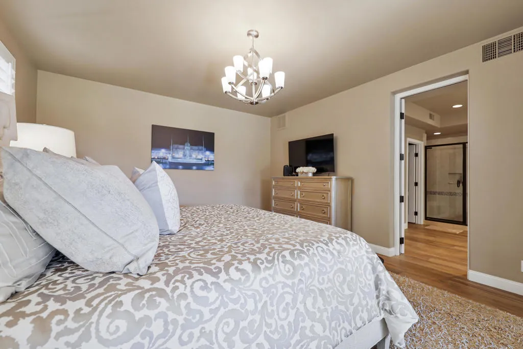 80235 Via Tesoro, La Quinta, California 92253 home-pic-17