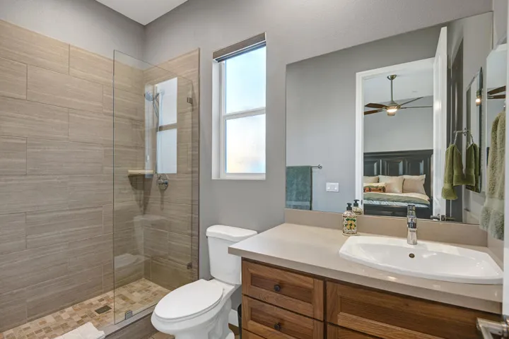 BEDROOM 2 BATHROOM