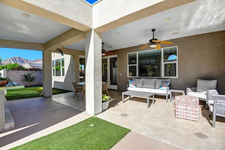 COVERED PATIO TIGHT