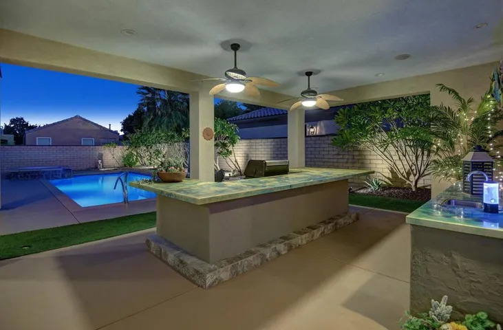 NIGHT COVERED PATIO REVERSE