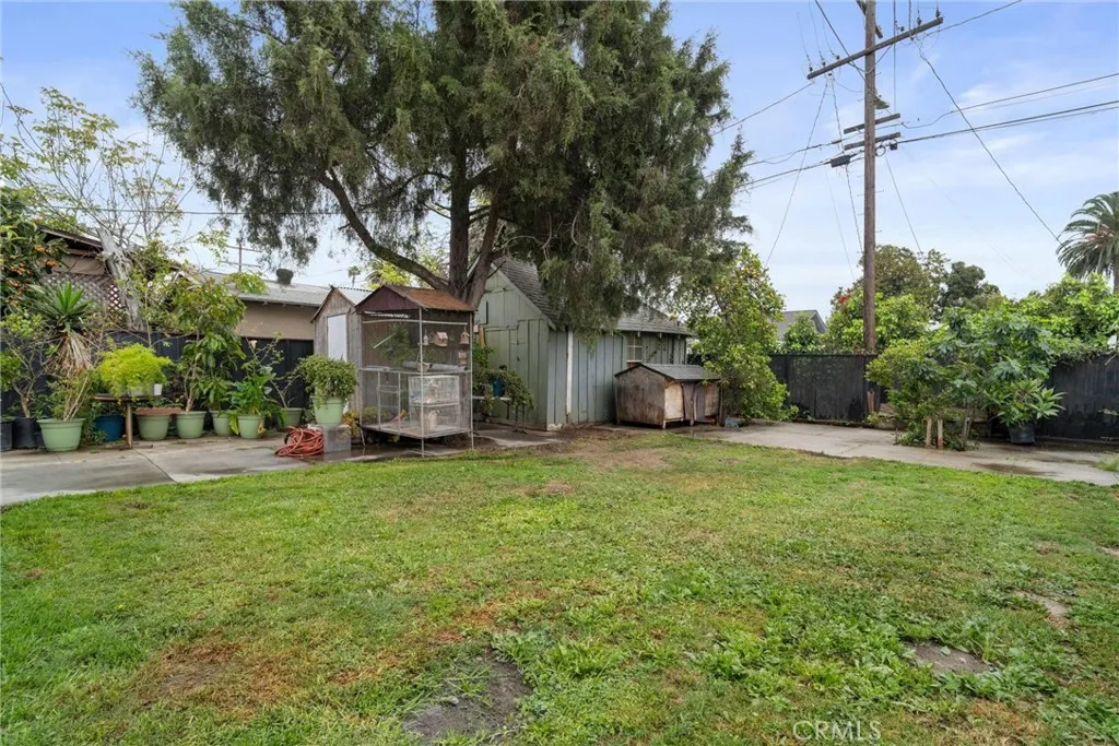 1320 W 50th Street, Los Angeles, California 90037 home-pic-18