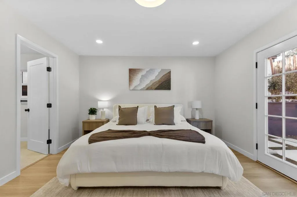 2128 Missouri St, San Diego, California 92109 home-pic-32