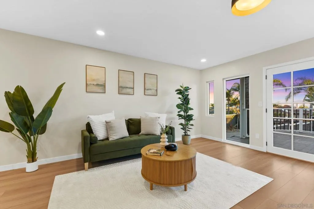 2128 Missouri St, San Diego, California 92109 home-pic-11