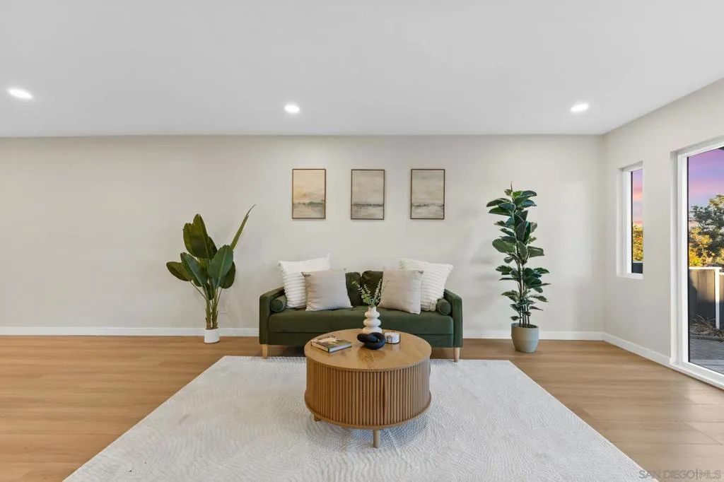 2128 Missouri St, San Diego, California 92109 home-pic-10