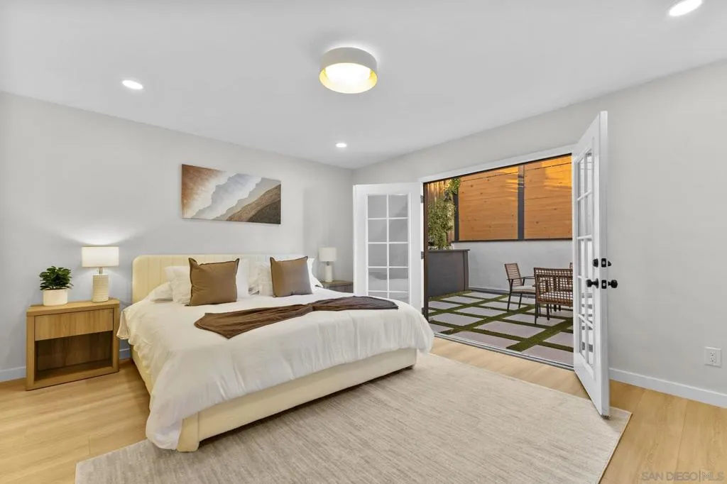 2128 Missouri St, San Diego, California 92109 home-pic-35