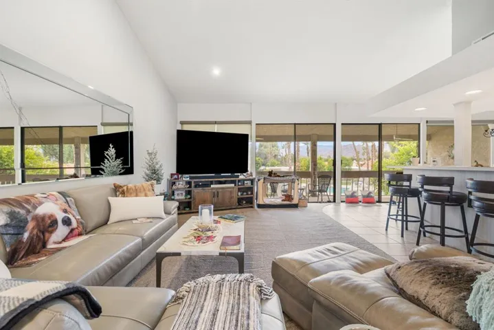 25-web-or-mls-2H8A5727