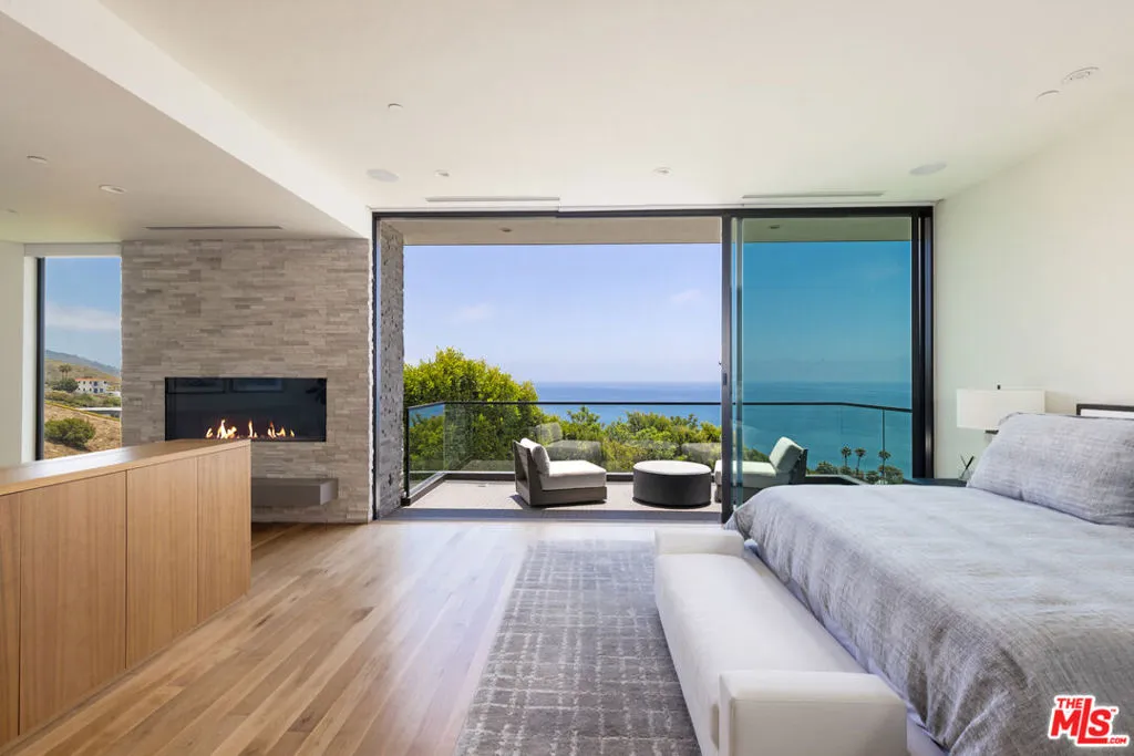 32357 Pacific Coast Highway, Malibu, California 90265 home-pic-11