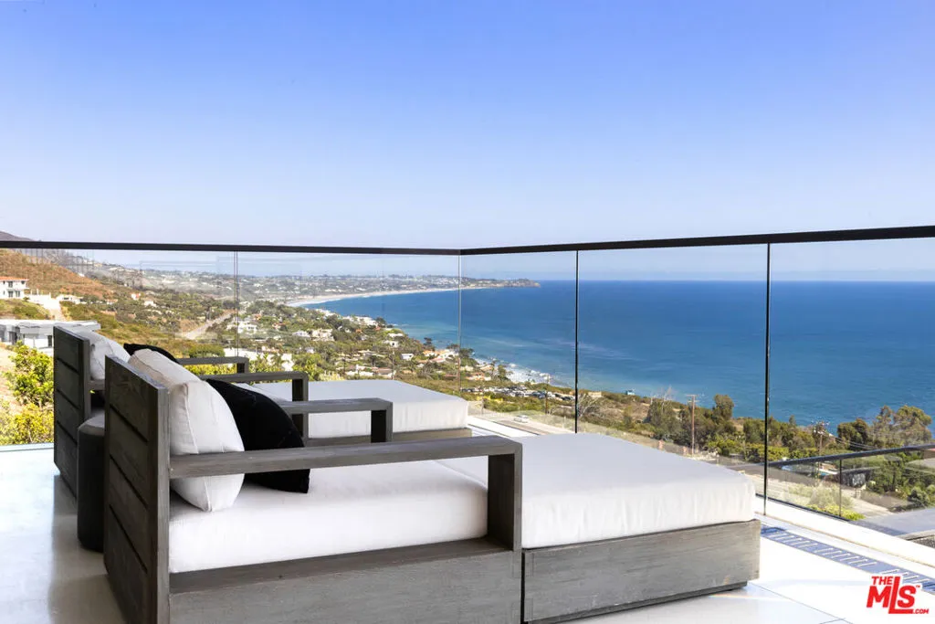 32357 Pacific Coast Highway, Malibu, California 90265 home-pic-2