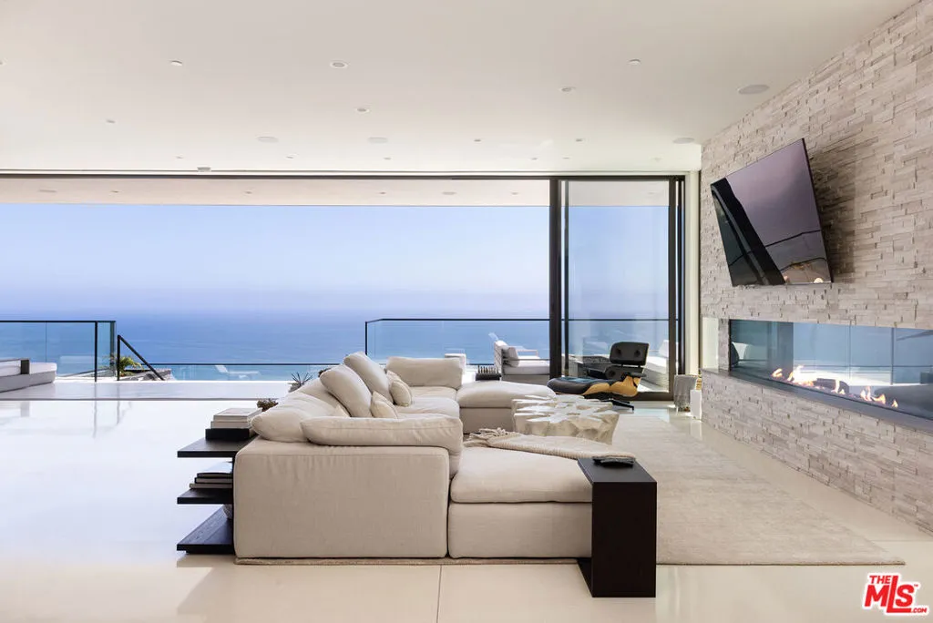 32357 Pacific Coast Highway, Malibu, California 90265 home-pic-9
