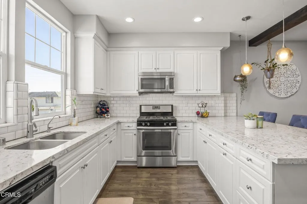 3644 Islander Walk, Oxnard, California 93035 home-pic-7