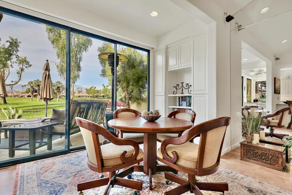 39 Blue River Drive, Palm Desert, California 92211 home-pic-12