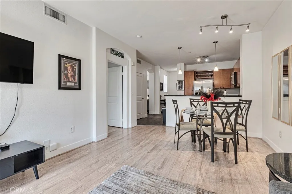 24535 Town Center Drive 6403, Valencia, California 91355 home-pic-7