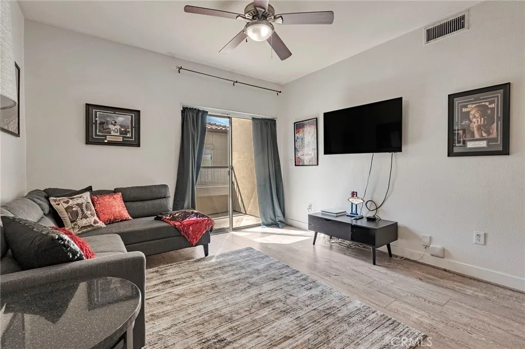 24535 Town Center Drive 6403, Valencia, California 91355 home-pic-8