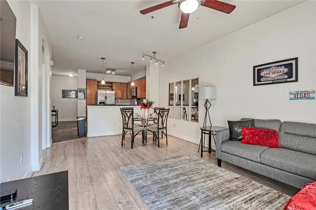 24535 Town Center Drive 6403, Valencia, California 91355 home-pic-6