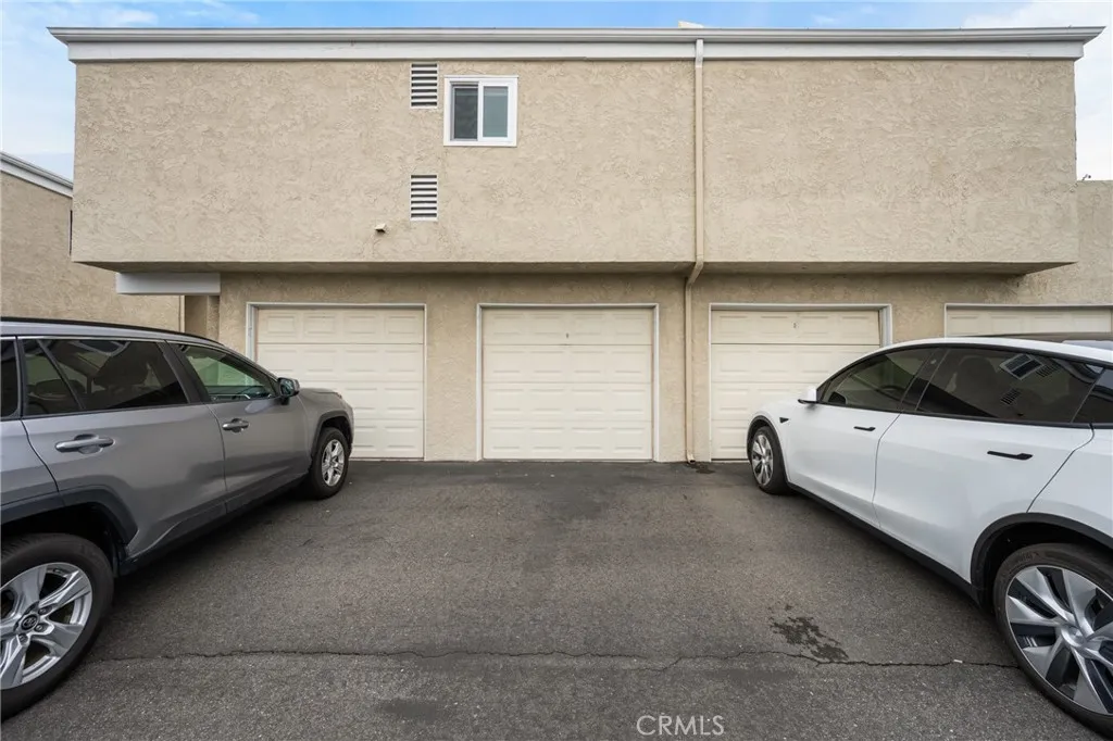 16 Oval 56, Irvine, California 92604 home-pic-23