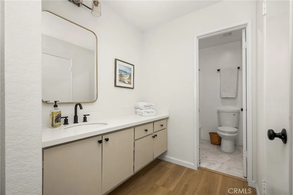 16 Oval 56, Irvine, California 92604 home-pic-18