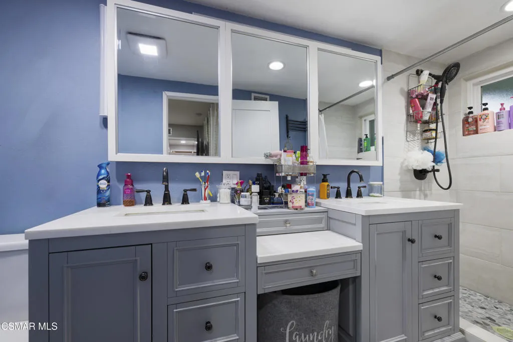 1231 Bluebell Street, Oxnard, California 93036 home-pic-21