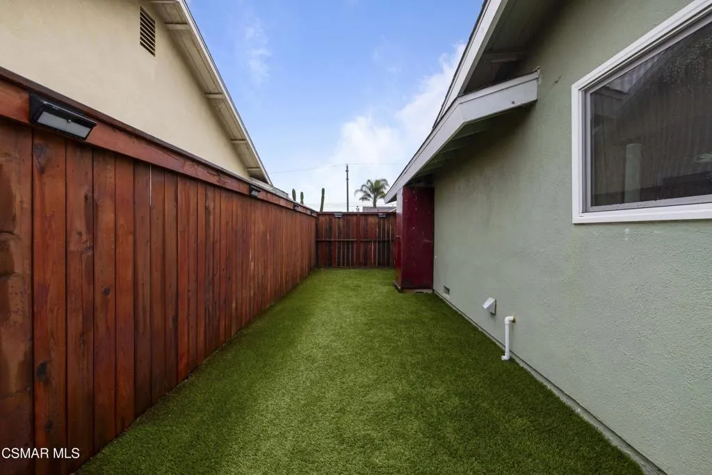 1231 Bluebell Street, Oxnard, California 93036 home-pic-38