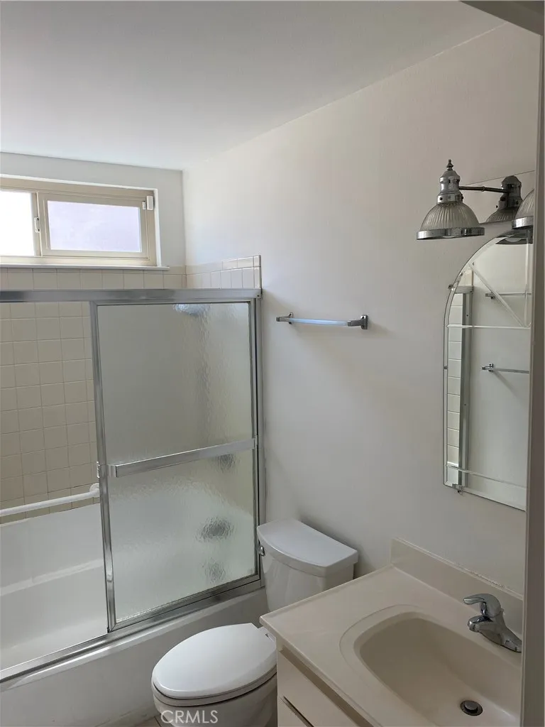 6532 Farinella, Huntington Beach, California 92647 home-pic-9