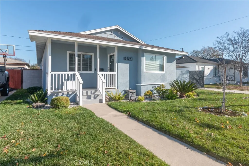 2124 N Dymond, Burbank, California 91505 home-pic-1