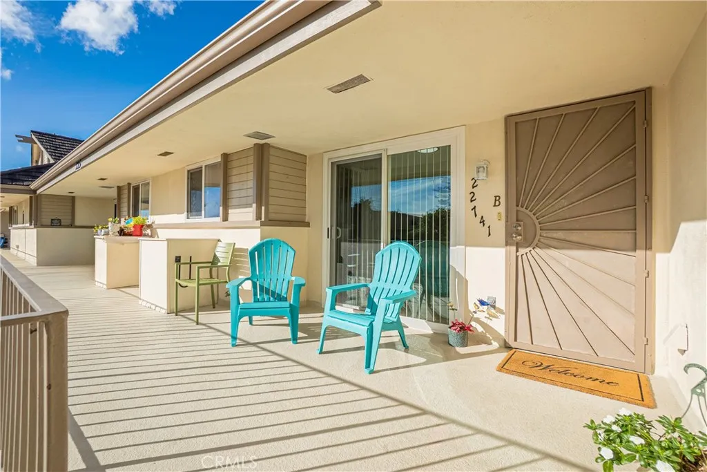 22741 Nadine B, Torrance, California 90505 home-pic-1