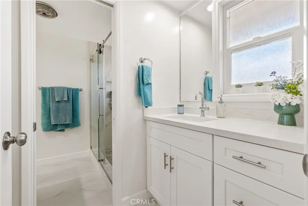 22741 Nadine B, Torrance, California 90505 home-pic-16