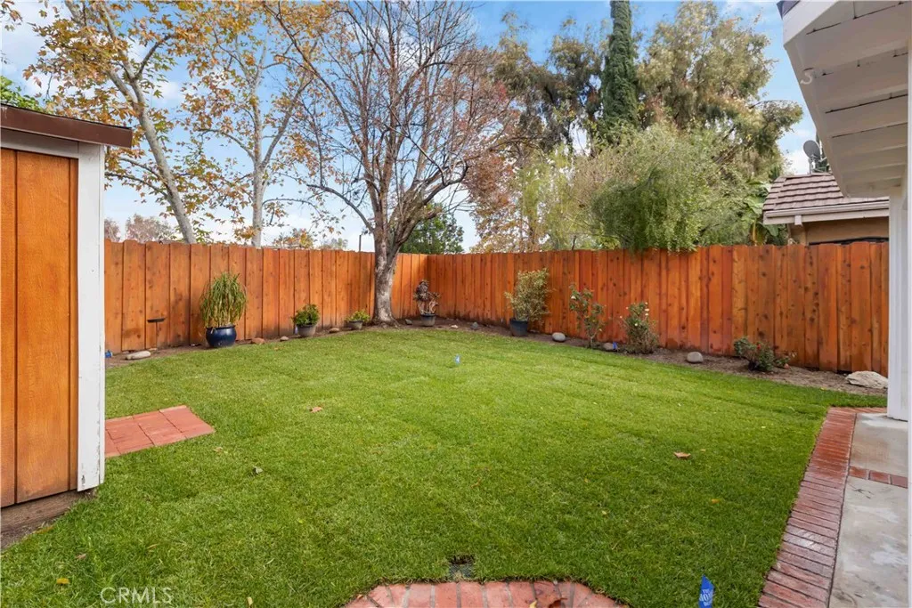 19853 Collins, Canyon Country, California 91351 home-pic-30