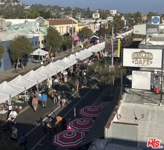 Farmers market on York in HP