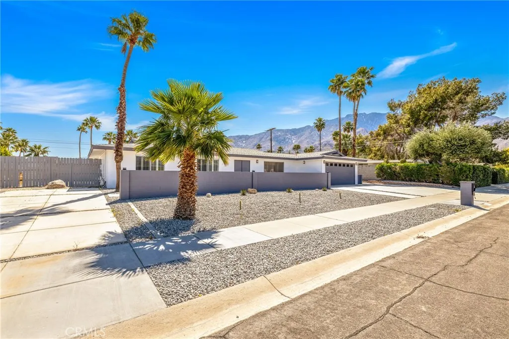 373 E Simms, Palm Springs, California 92262 home-pic-2