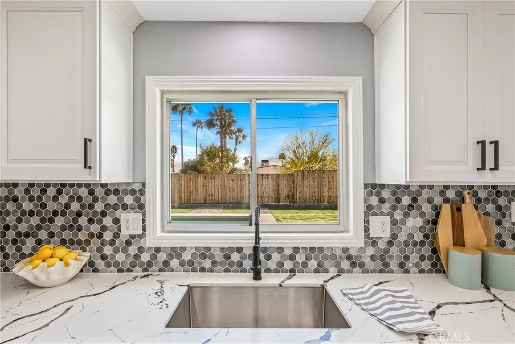 373 E Simms, Palm Springs, California 92262 home-pic-18