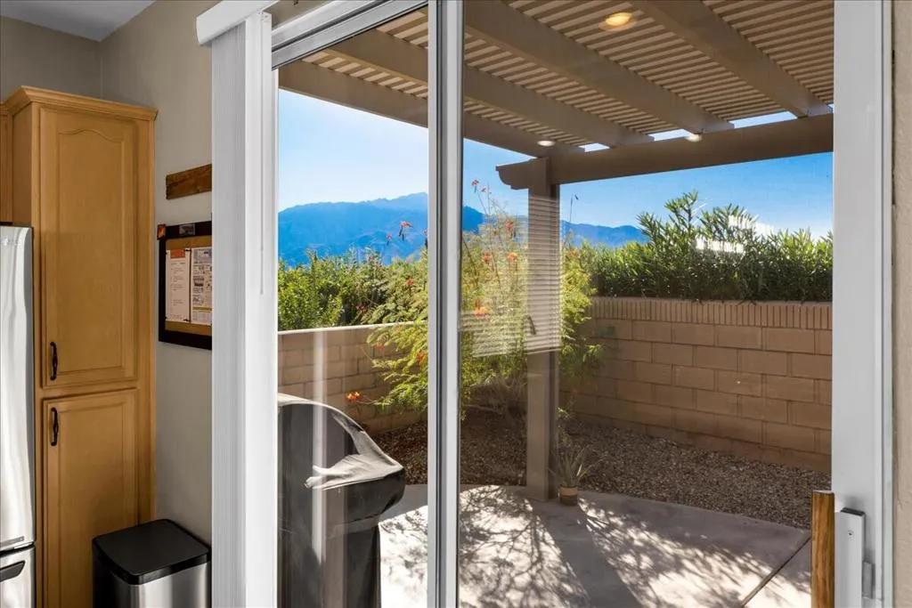 65565 Acoma Avenue 1, Desert Hot Springs, California 92240 home-pic-16