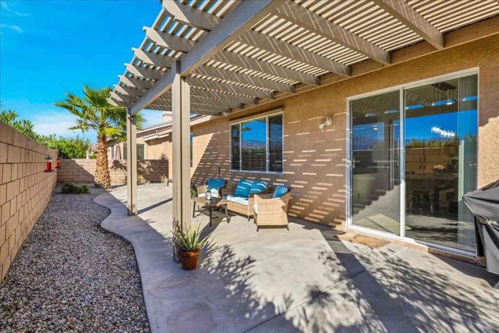 65565 Acoma Avenue 1, Desert Hot Springs, California 92240 home-pic-28