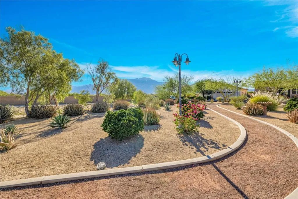 65565 Acoma Avenue 1, Desert Hot Springs, California 92240 home-pic-15