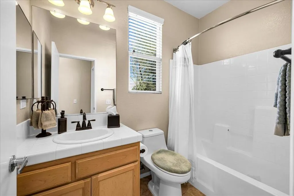 65565 Acoma Avenue 1, Desert Hot Springs, California 92240 home-pic-25