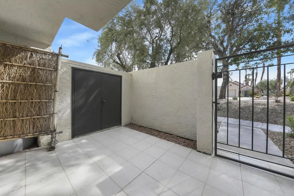 45451 Lupine Lane 30, Palm Desert, California 92260 home-pic-37
