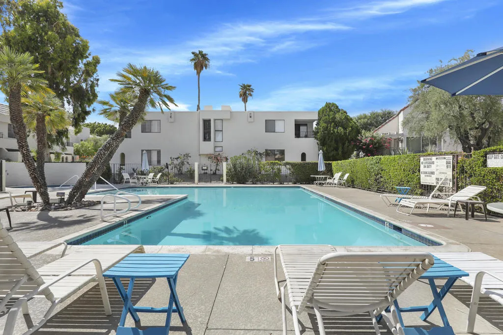 45451 Lupine Lane 30, Palm Desert, California 92260 home-pic-1