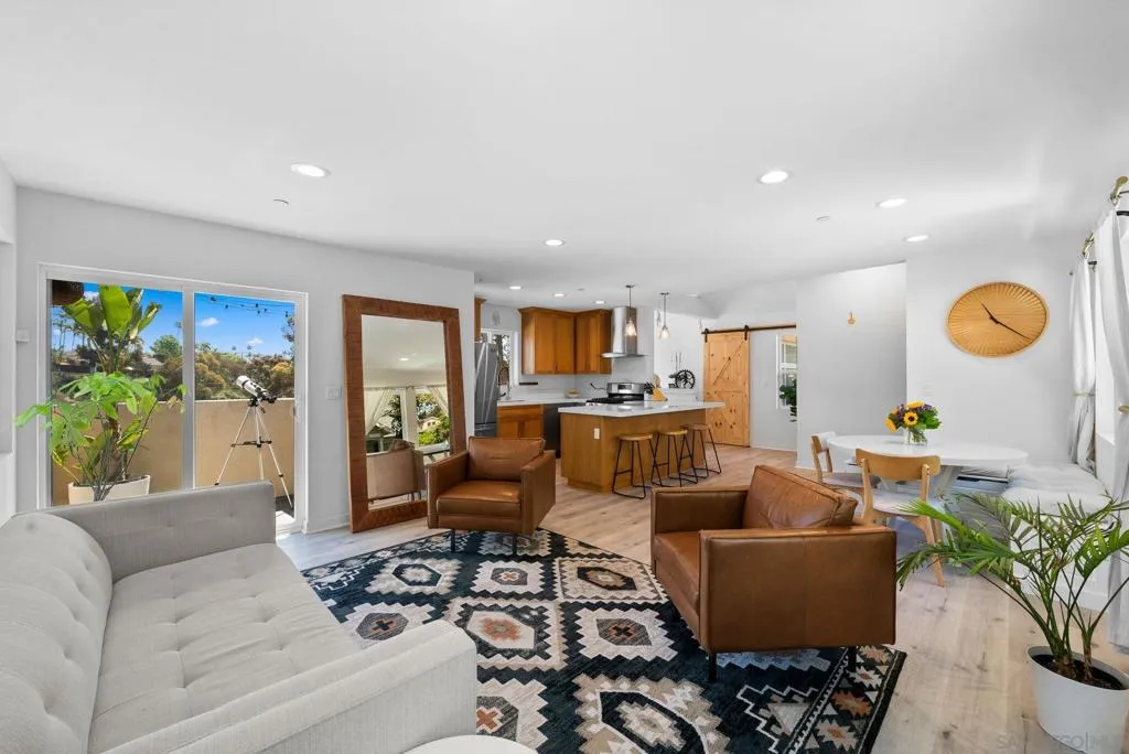 4865 39th Street, San Diego, California 92116 home-pic-7