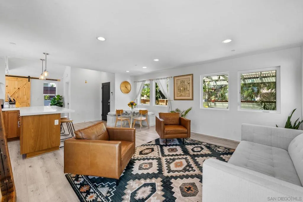 4865 39th Street, San Diego, California 92116 home-pic-9