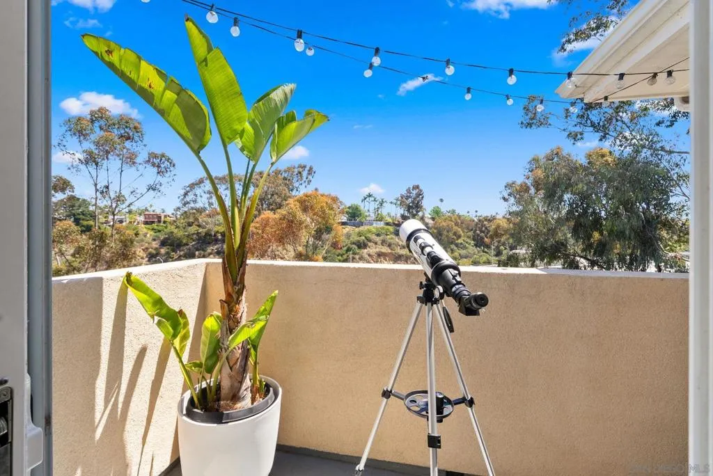 4865 39th Street, San Diego, California 92116 home-pic-8