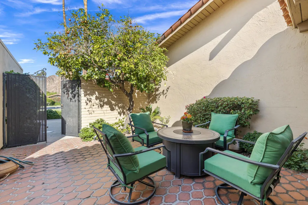 49787 Coachella Drive, La Quinta, California 92253 home-pic-21