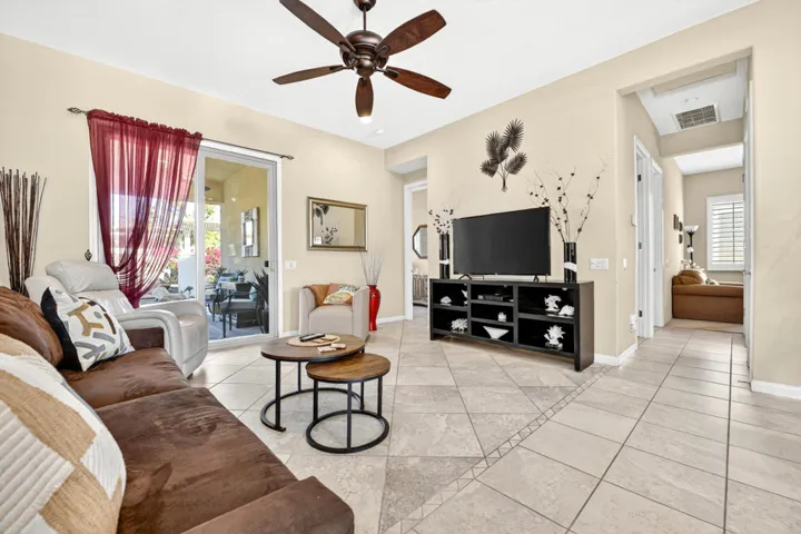 81924-avenida-bahia-018