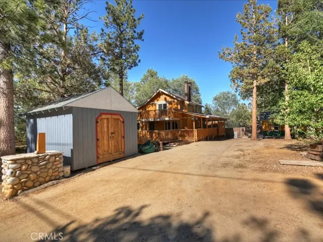 Storage shed